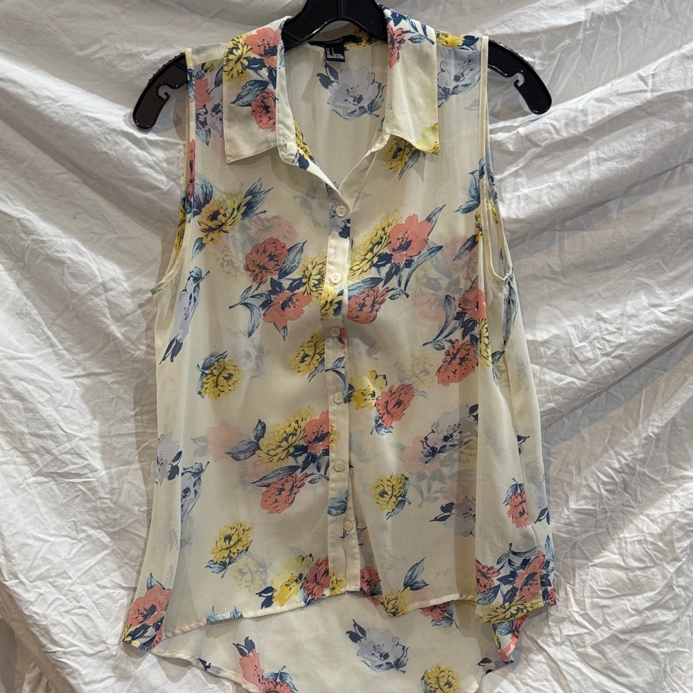 Forever 21 Floral Sheer Sleeveless Blouse